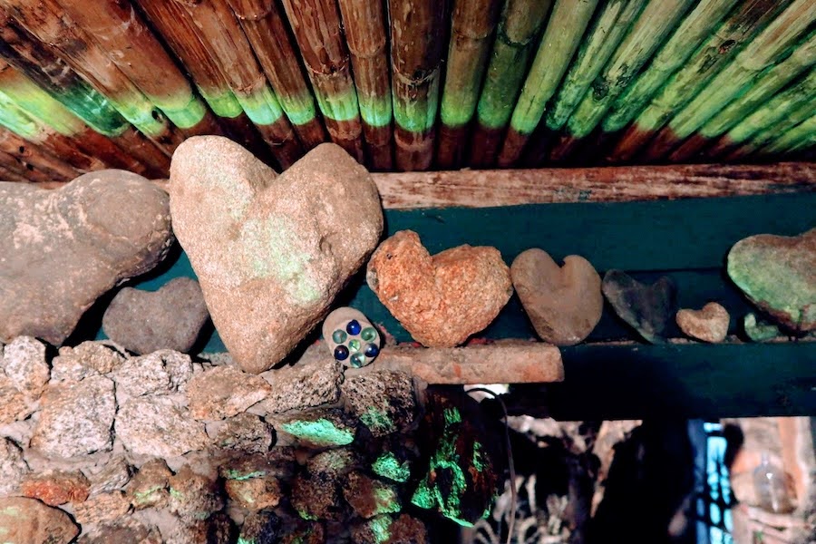 Casa de las piedritas heart stones